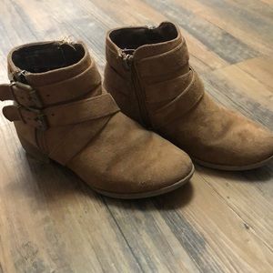 Girls Steve Madden Booties Size 1